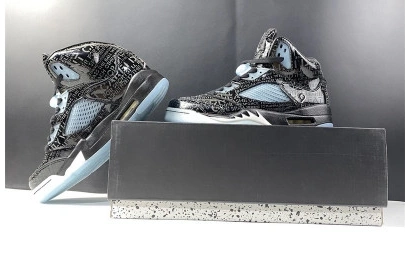 "DOERNBECHER" 5 AIR 633068-010 RETRO DB JORDAN 0831